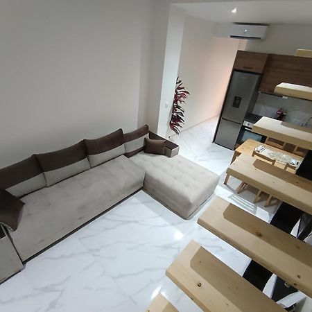 Villa Cemil Alexandroupolis Buitenkant foto